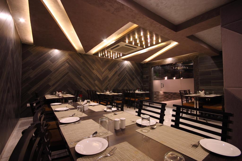 Hotel Bait Inn Amhedabad Dış mekan fotoğraf