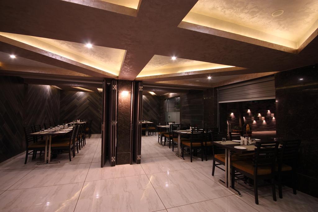 Hotel Bait Inn Amhedabad Dış mekan fotoğraf