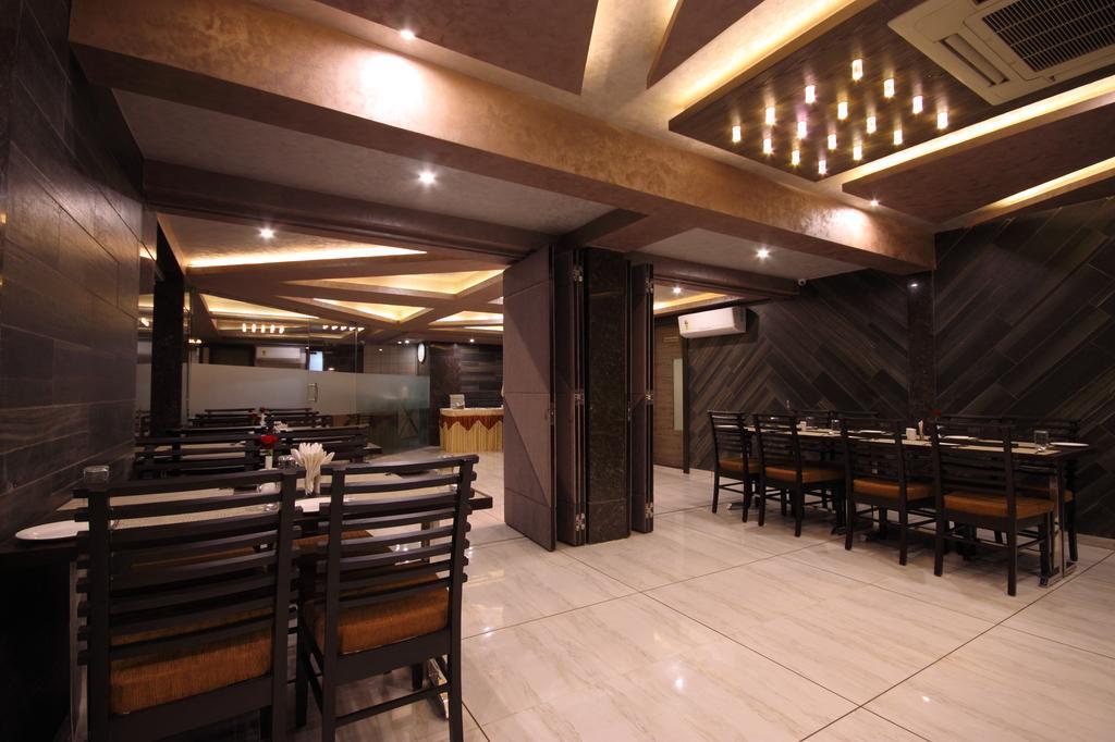 Hotel Bait Inn Amhedabad Dış mekan fotoğraf